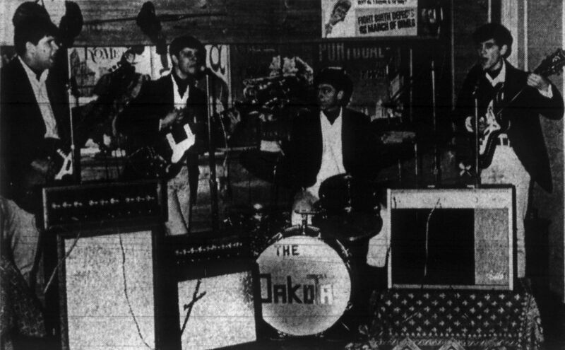 Datei:MA Dakotas pic 1967.jpg
