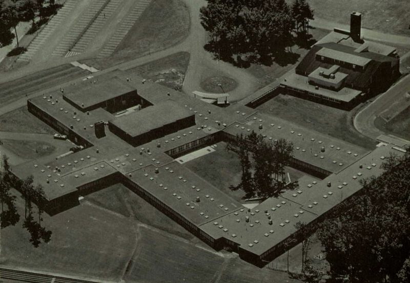 Datei:MA loc Acton High 1963.jpg