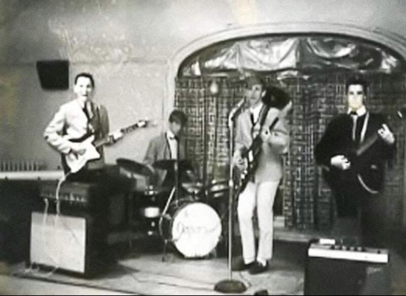 Datei:MA pic Jaguars Marblehead 1965.jpg