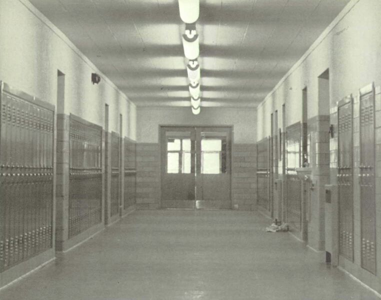 Datei:MA loc Adams High 1966.jpg