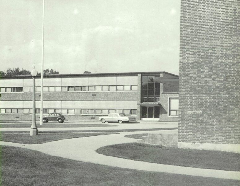 Datei:MA loc Mansfield HS 1966.jpg